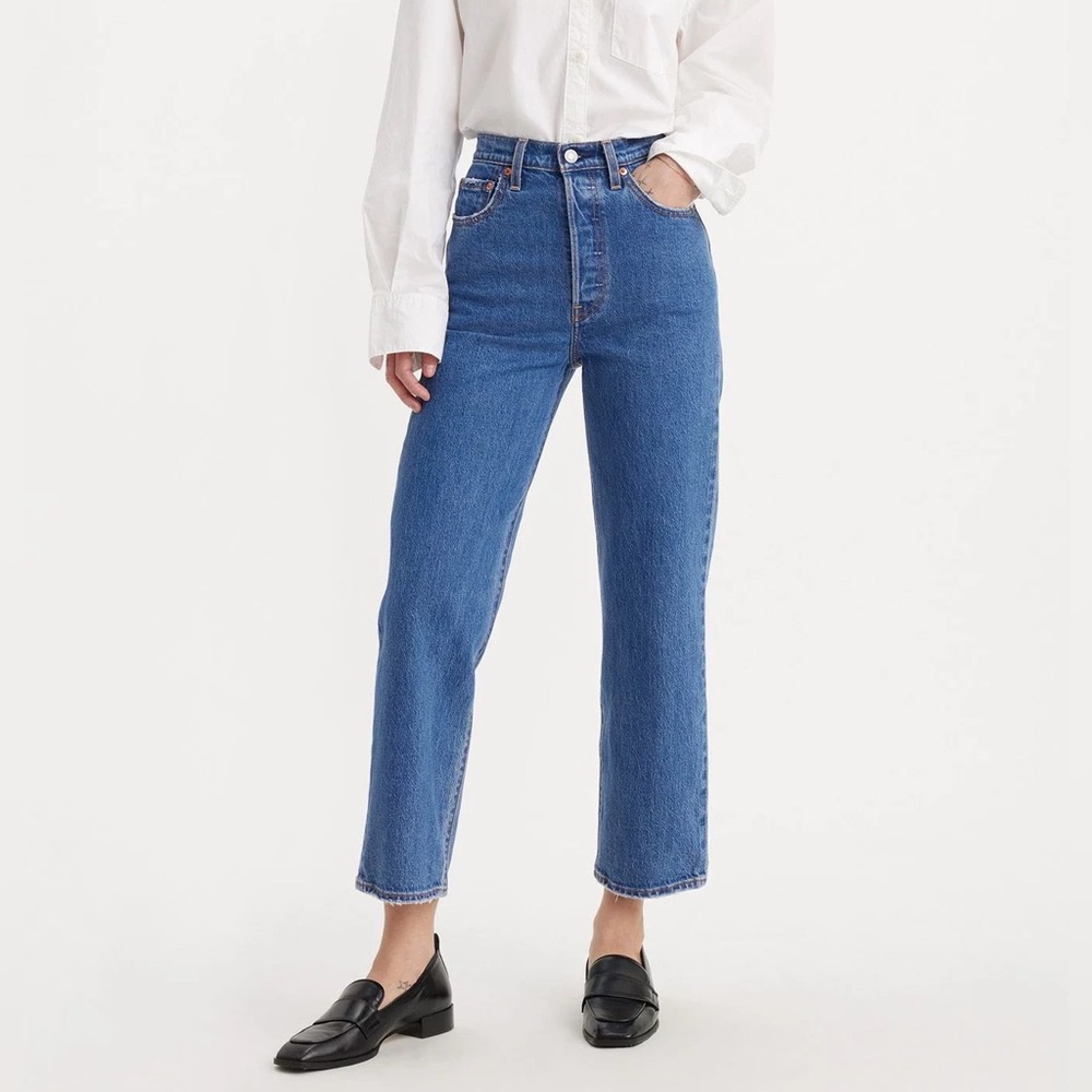 Levi’s Ribcage Straight Jean